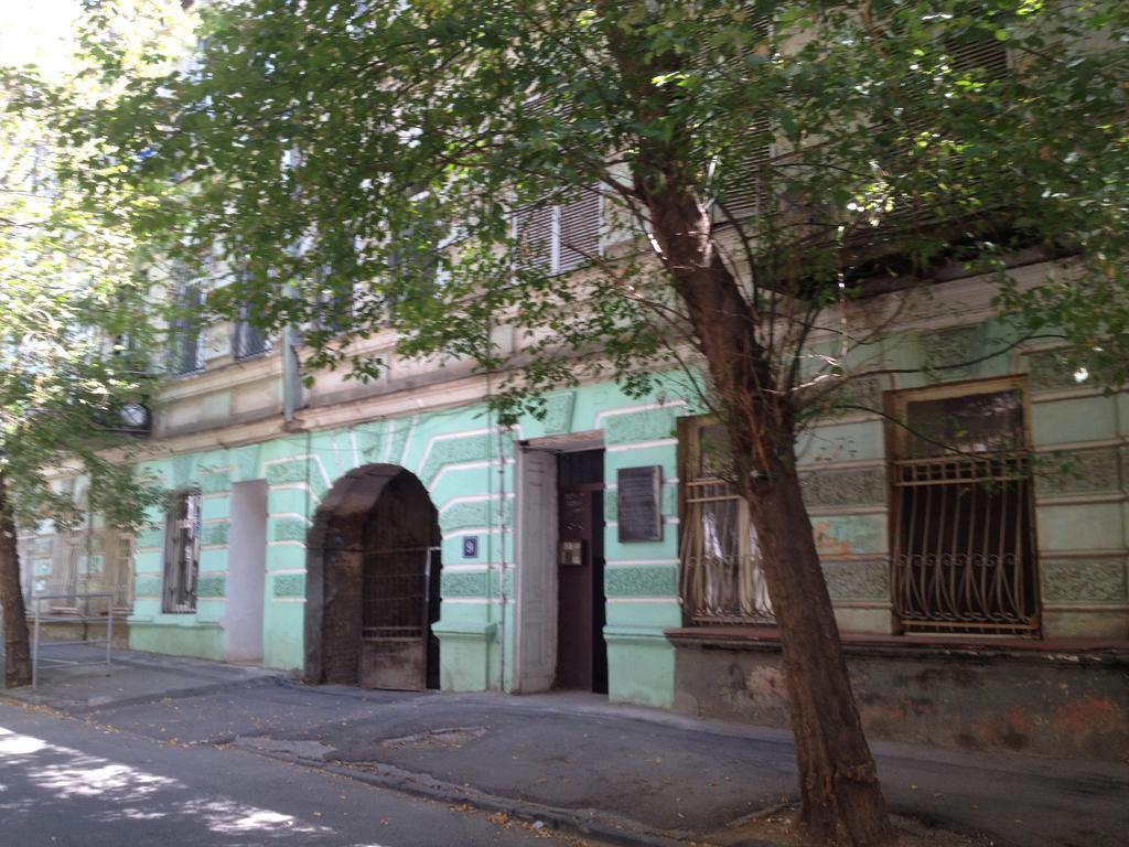 Апартаменти Alaroid'S Gt Тбілісі Екстер'єр фото